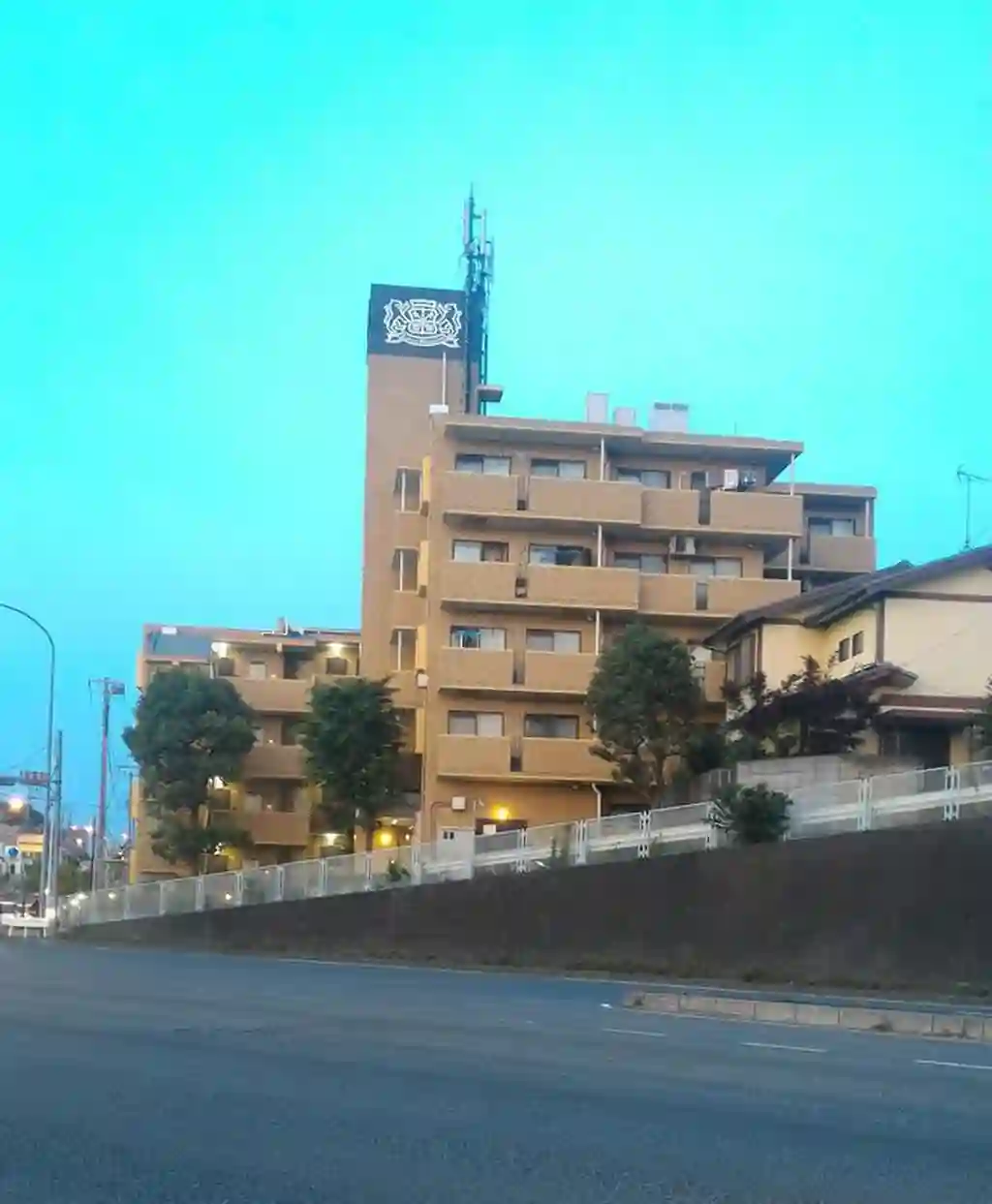 ライオンズマンション日進 外観