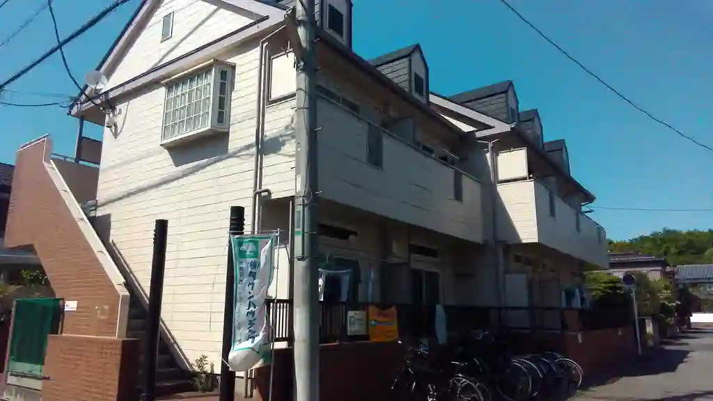 レオパレス若葉 外観