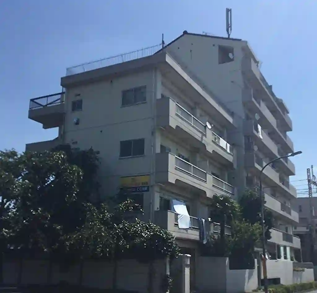 メゾンド多摩 外観