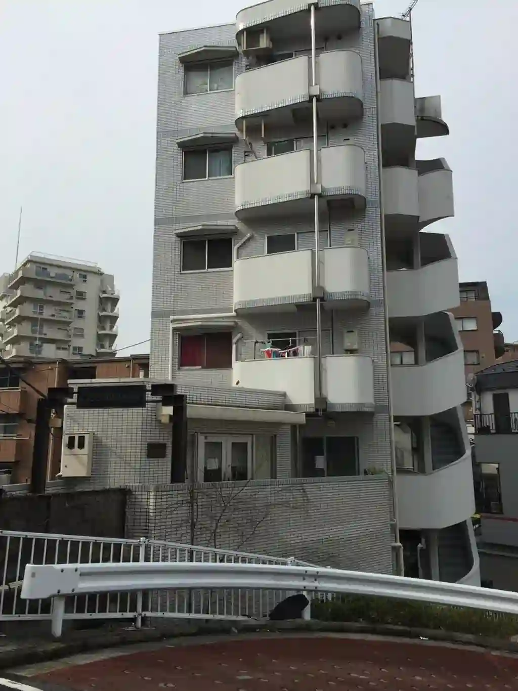 サザンパレス新宿原町 外観