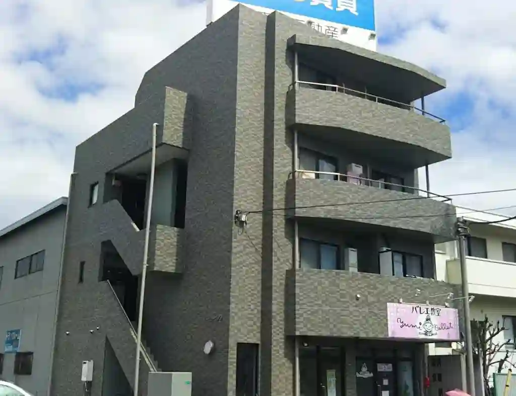 リバービューサンワ 外観
