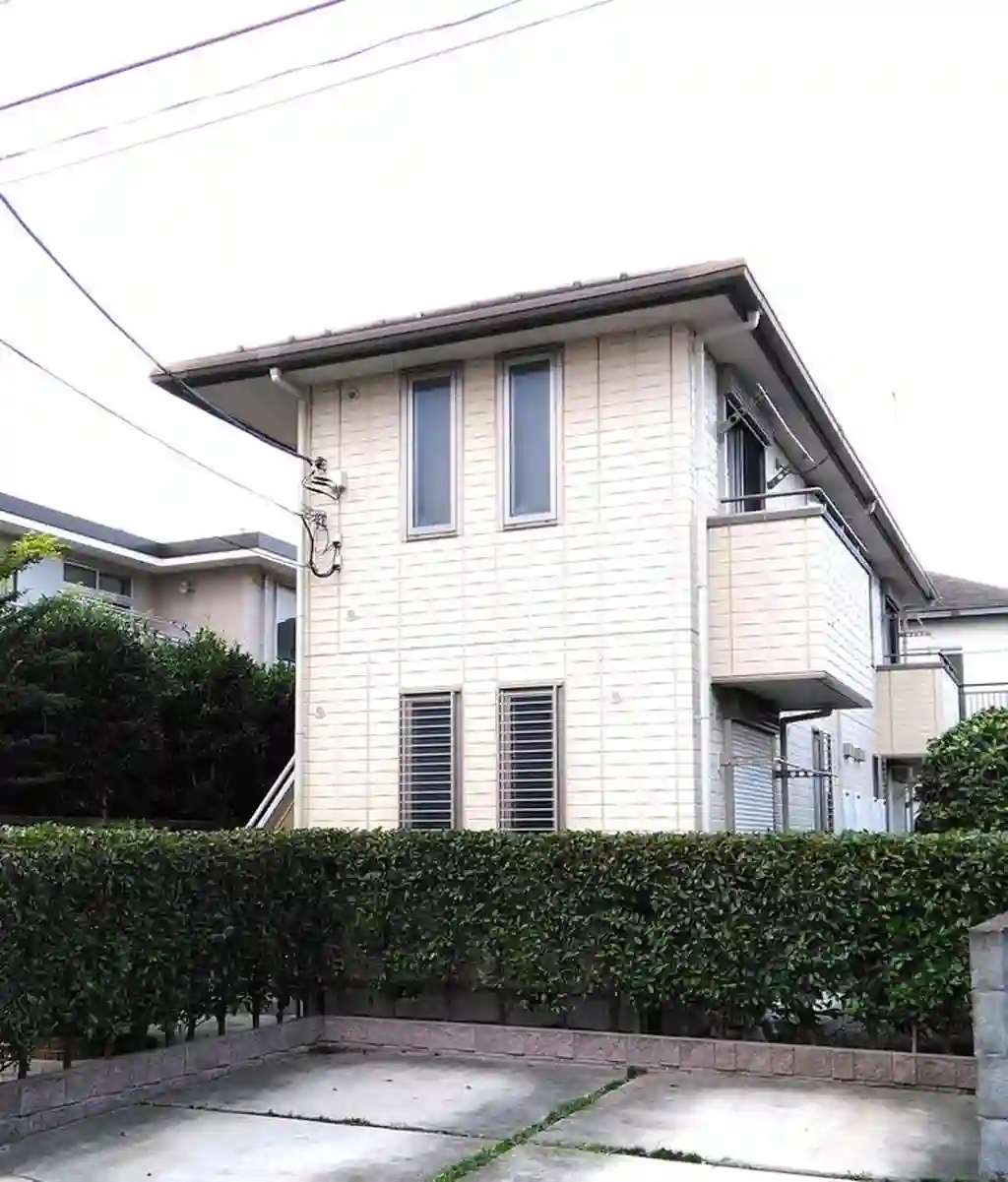 サラ南林間 外観