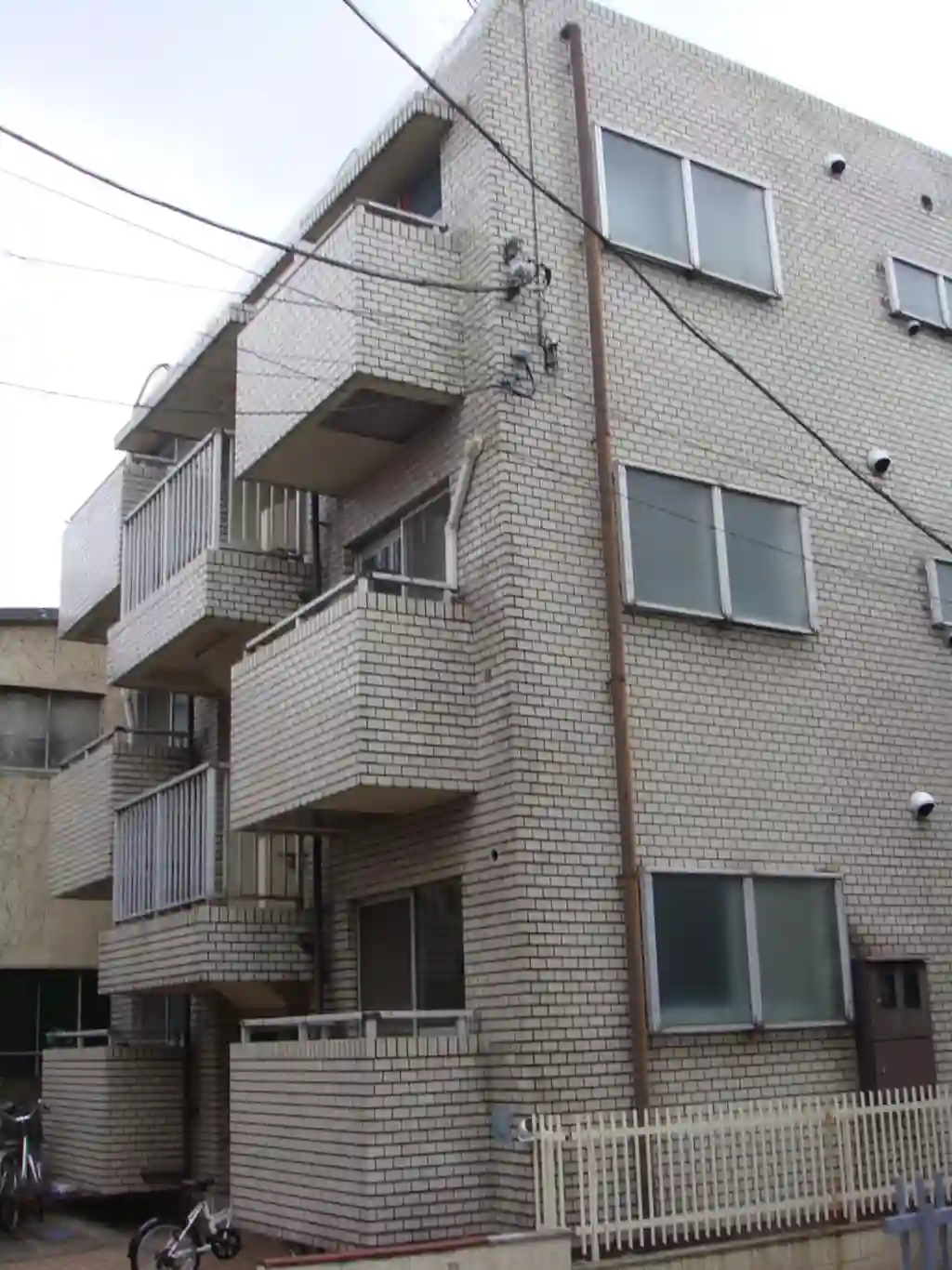 サンローヤルハイツ 外観