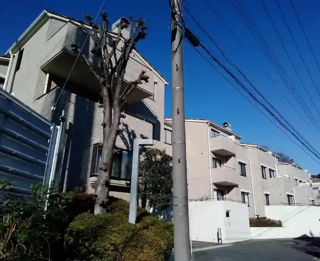 モアクレスト菊名 外観