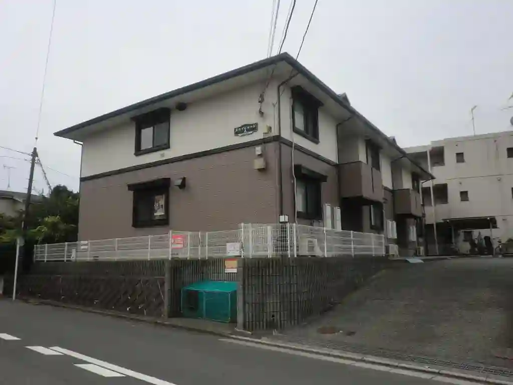 スカイ・ビレッジ A 外観