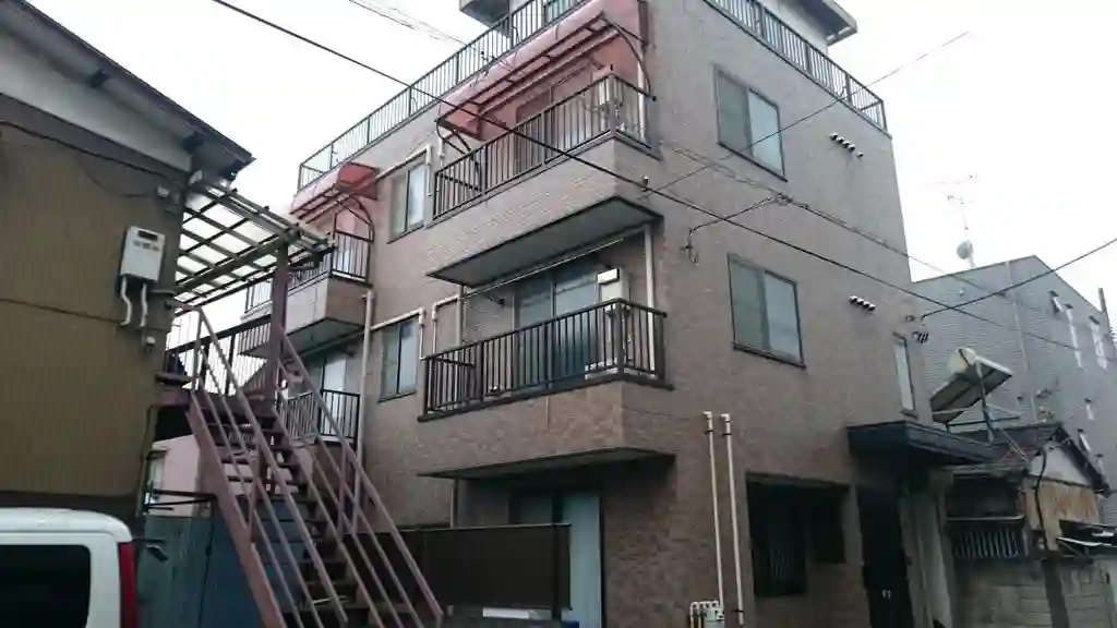 オゾン 外観