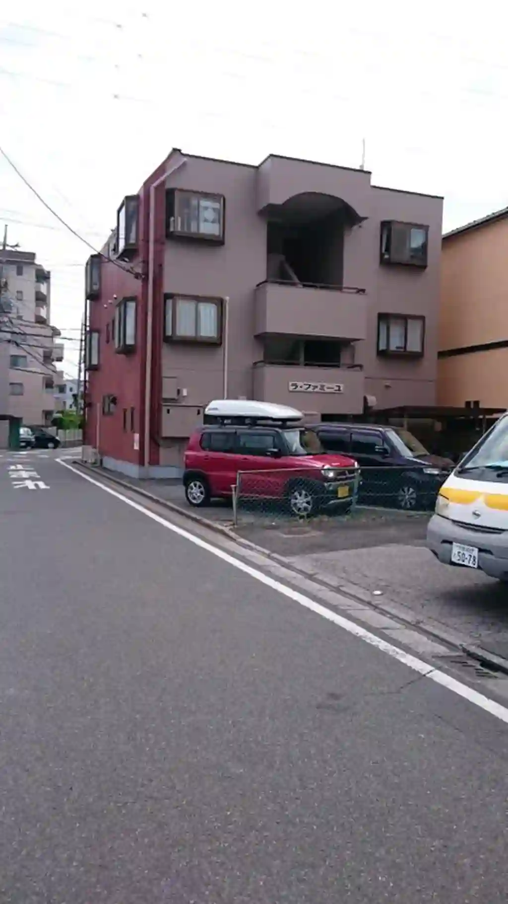 ラ・ファミーユ 外観