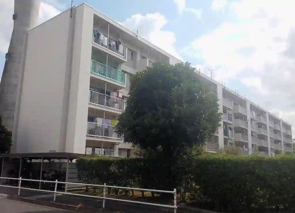 公社多摩川住宅ハ-16号棟 外観