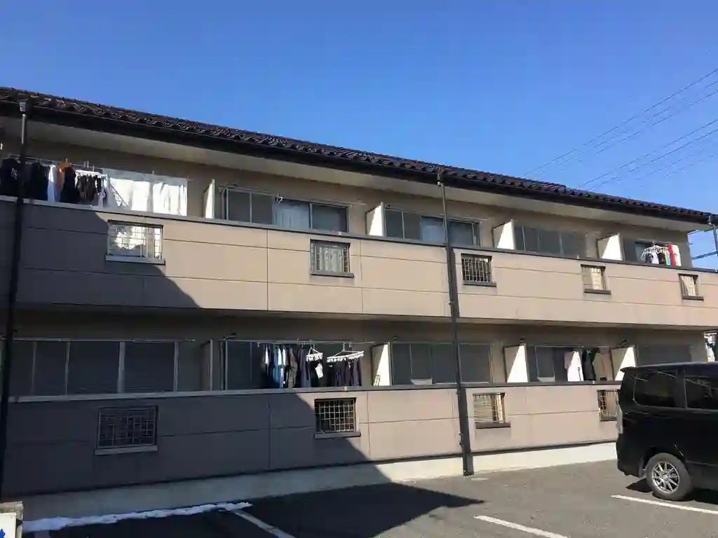 シャルム II 外観