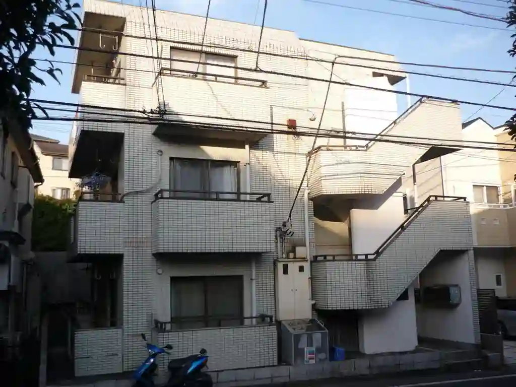 ファミールプラザ48 外観
