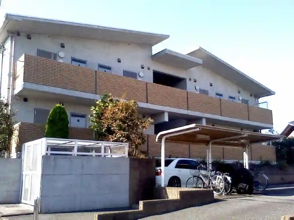 シャトル鷺沼B 外観