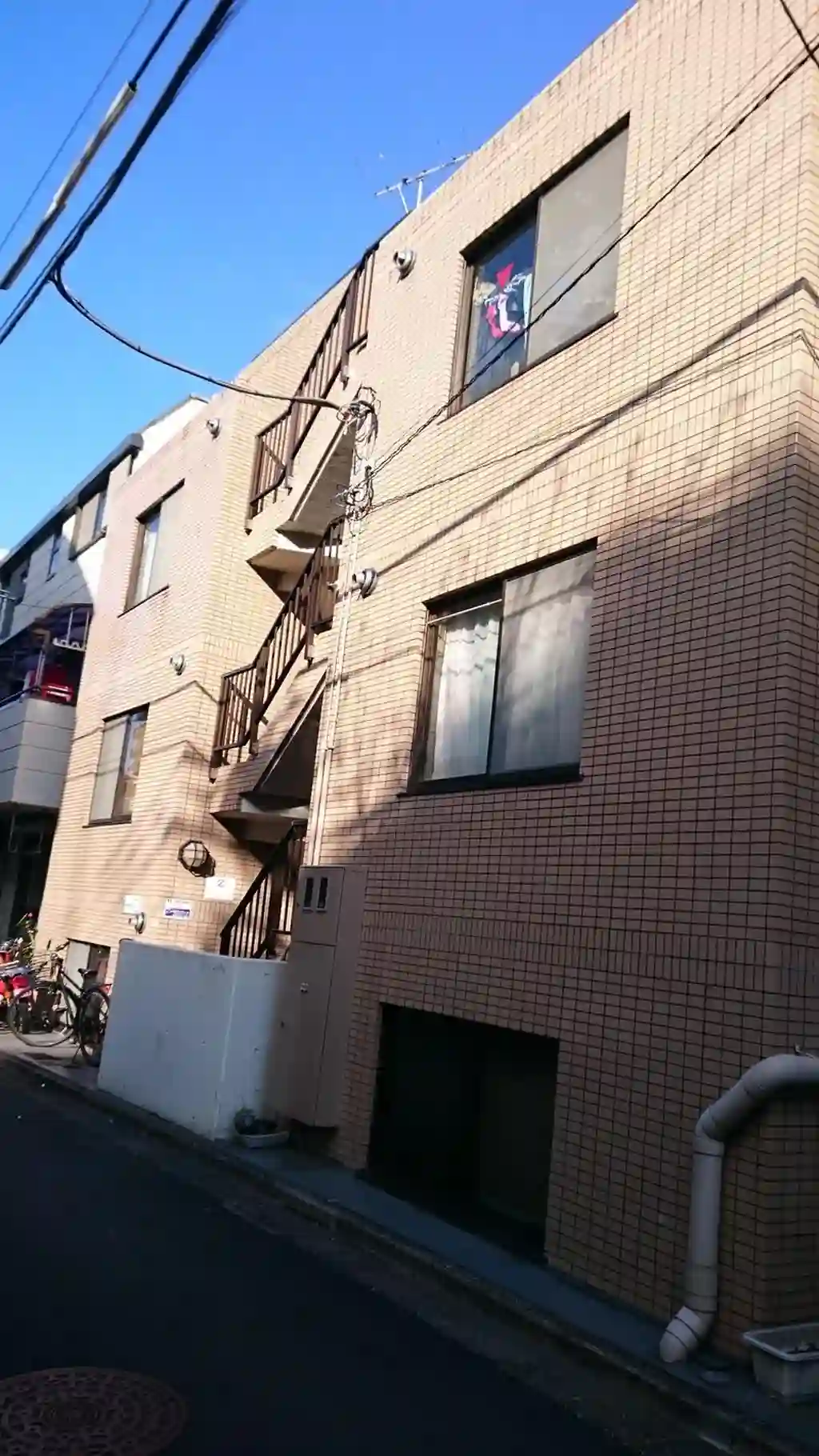 ルームズ池袋本町 外観