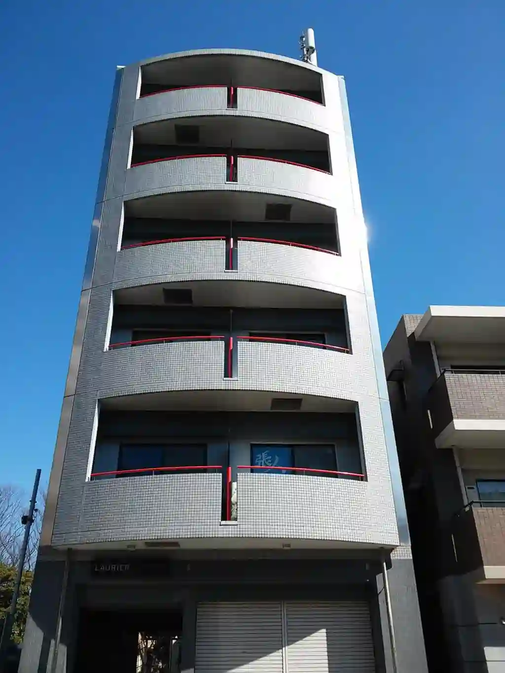ローリエ仲町台 外観