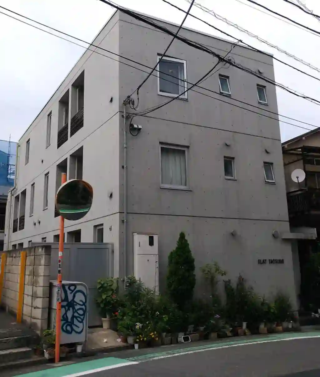 フラットタツミ 外観