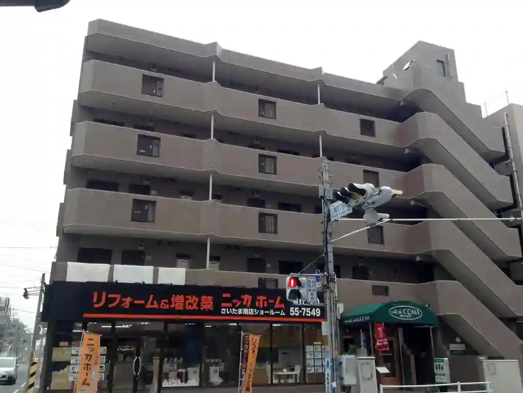 コマビル 外観