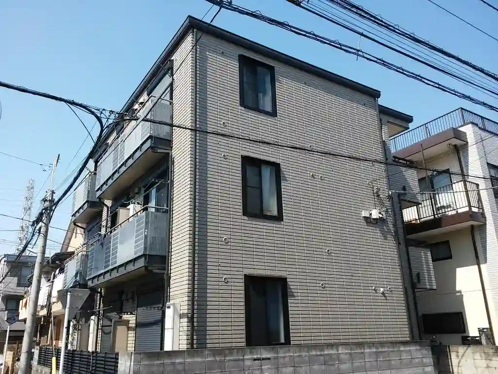 新城メゾン 外観