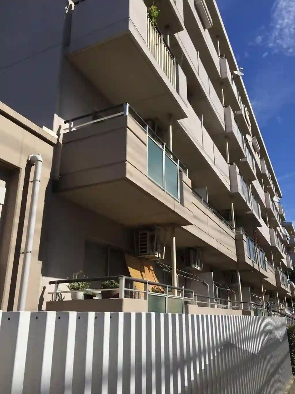 コンフォール大宮植竹 1号棟 外観