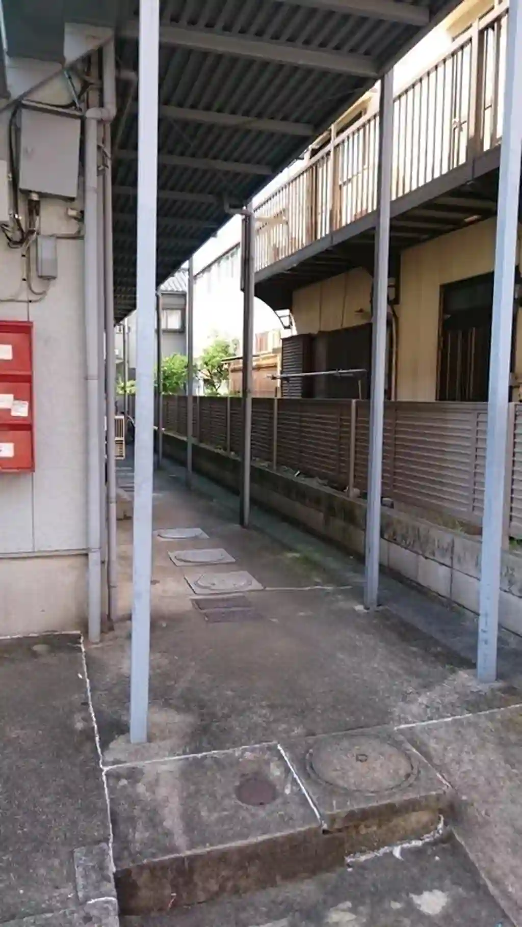 コーポレザー 外観
