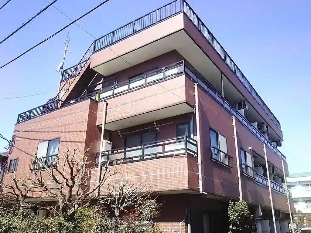 ストロベリーフィールド 外観