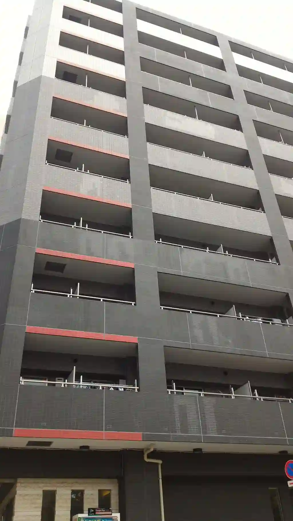 アヴァンツァーレ新宿ピアチェーレ 外観