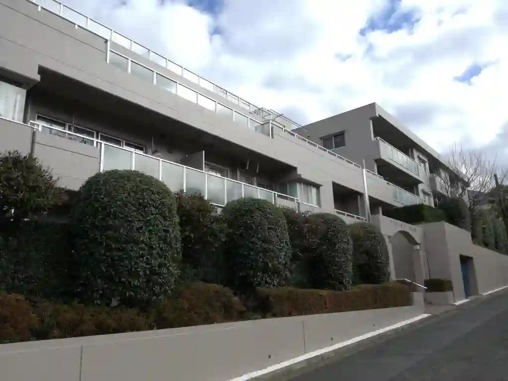 アスティオン三ツ池公園 外観