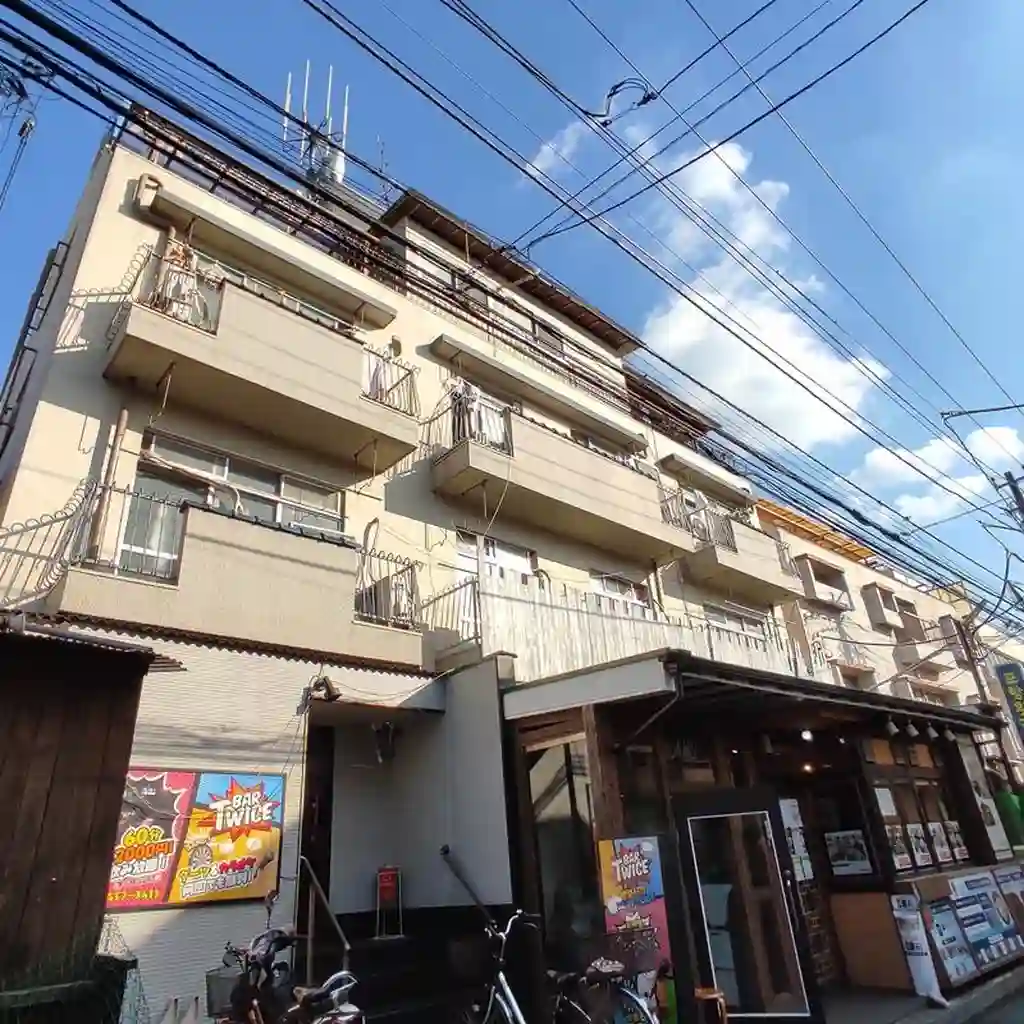 アムス新大久保 外観