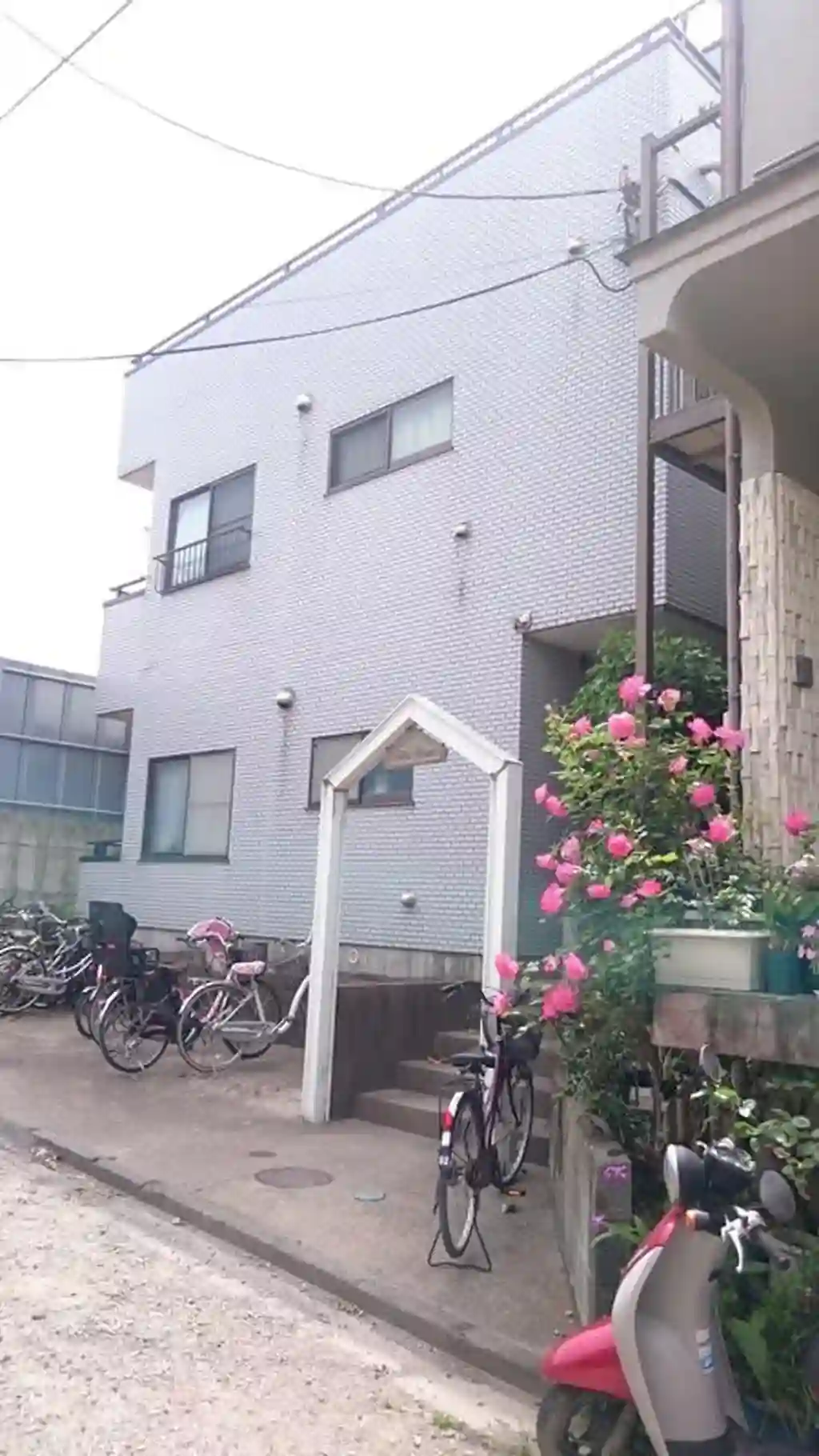 フラットユアーズ 外観