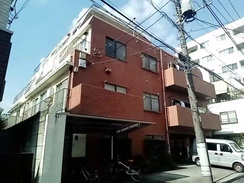 ファミーユ八幡山 外観