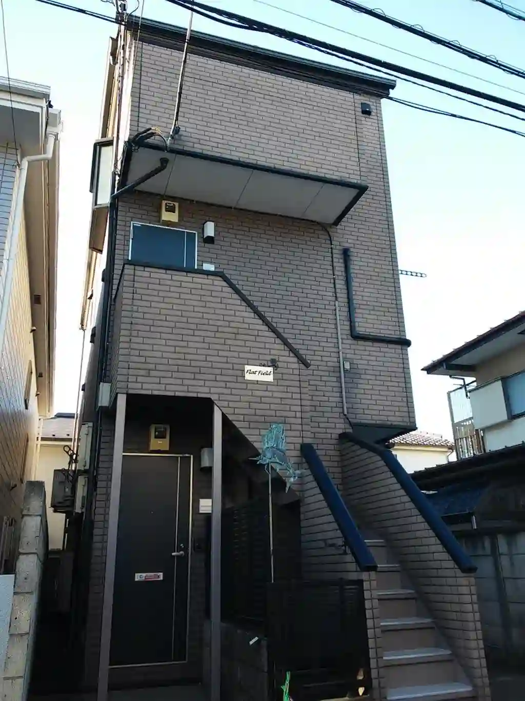 フラットフィールド 外観