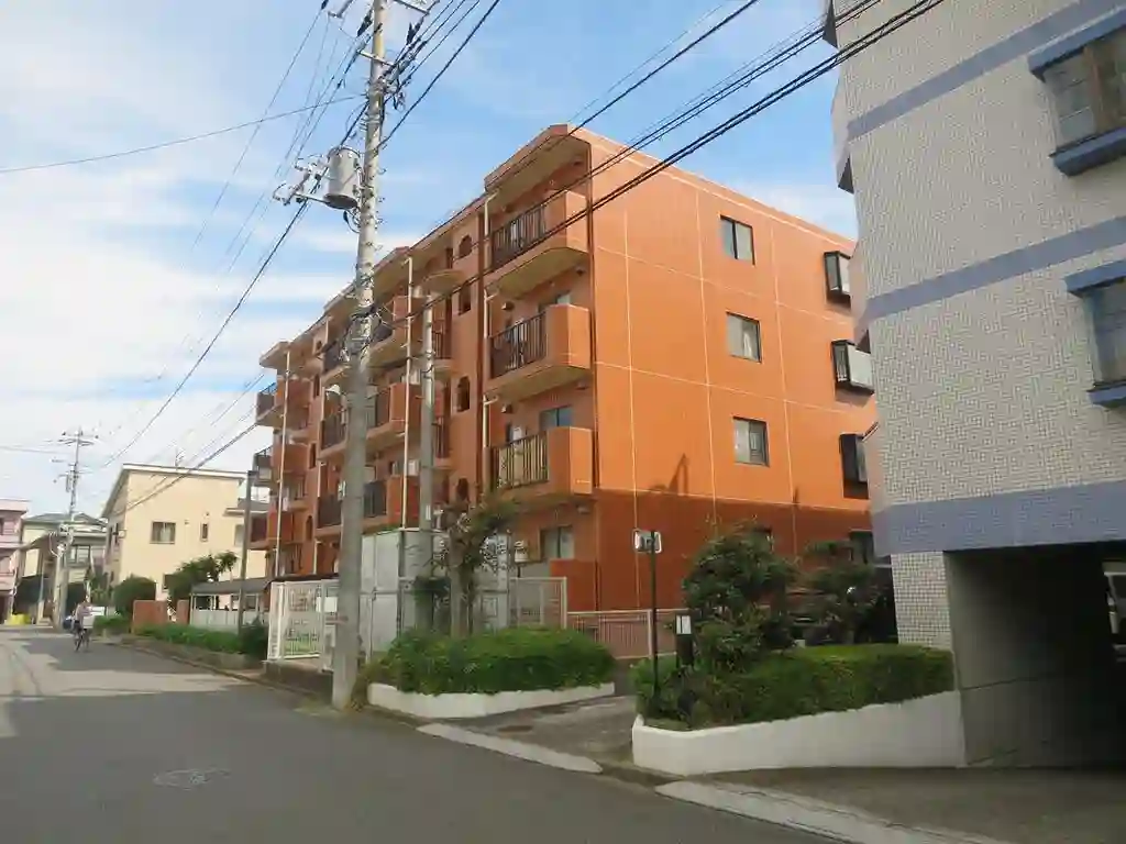 ドミール薬円台 外観