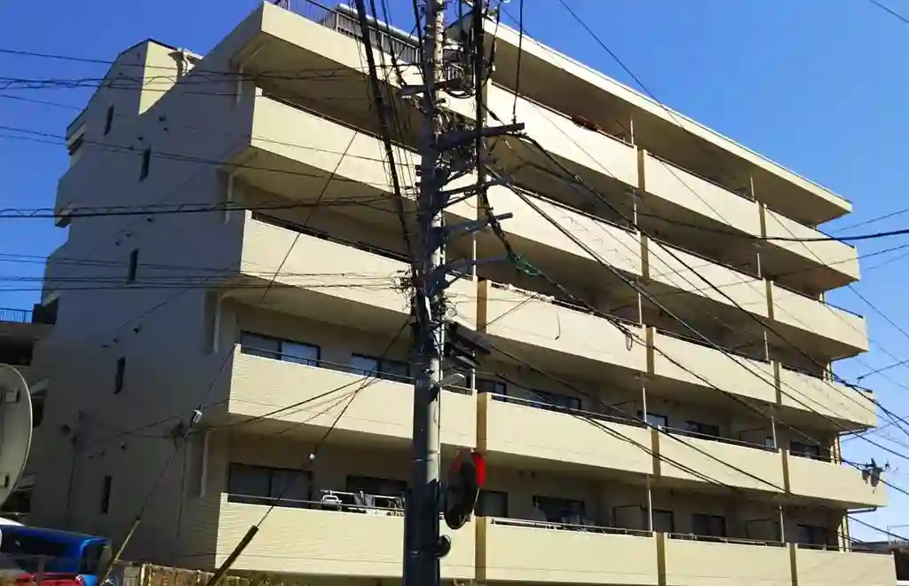 コリンヌ鷺沼 外観