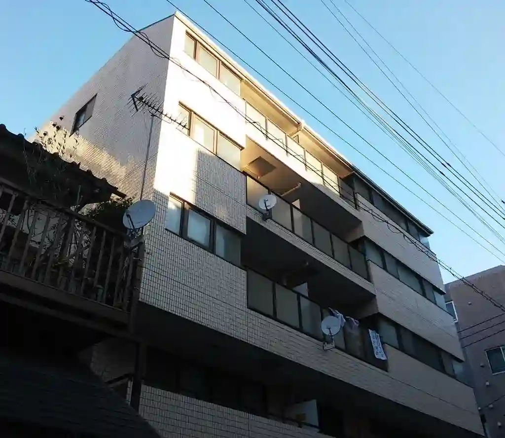 セリジェマノワール 外観