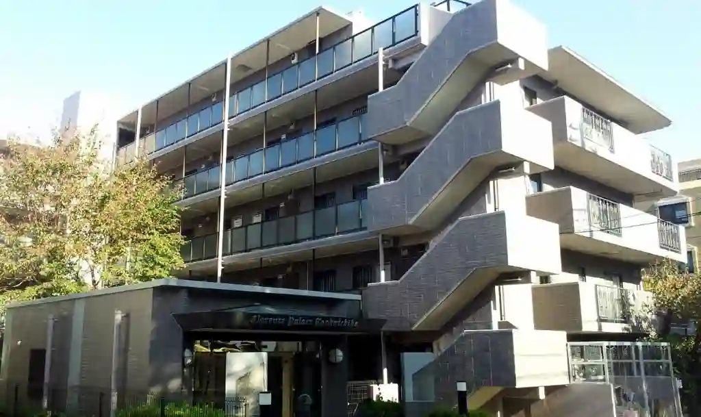 フローレンスパレス十日市場 外観