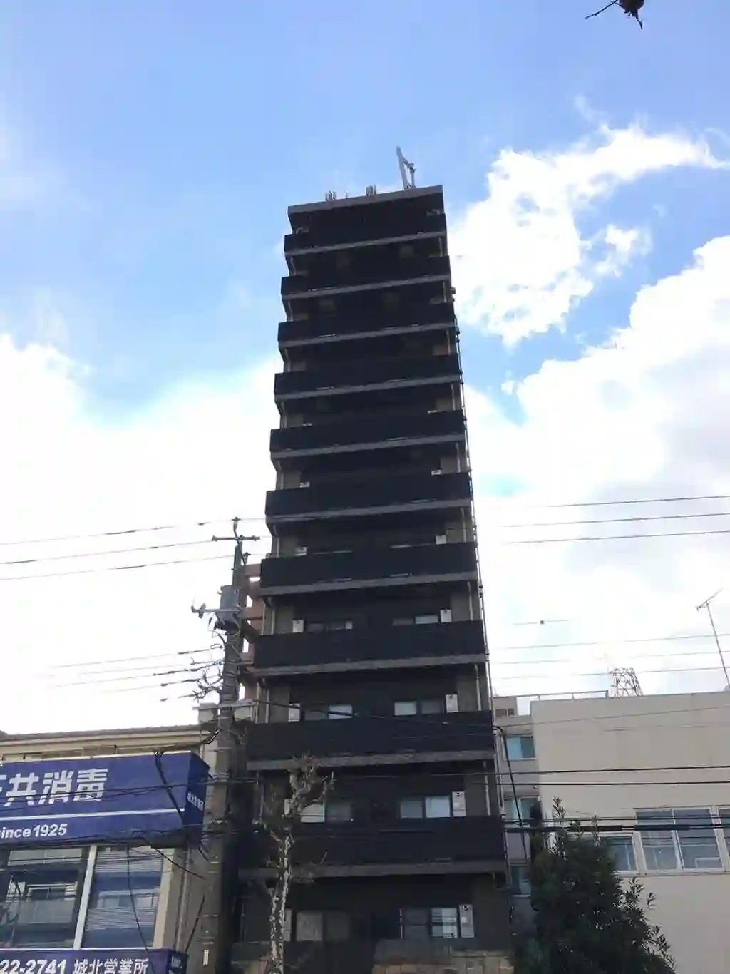 REVUN 外観