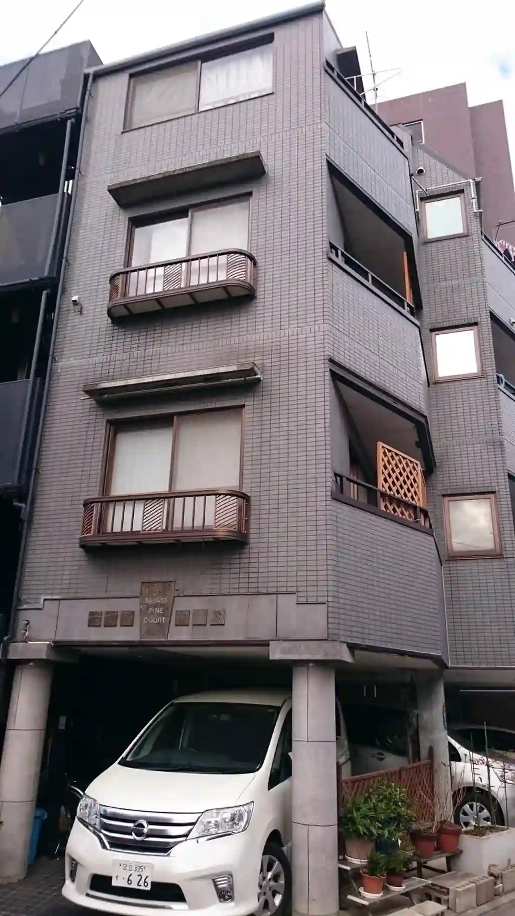 タバタパインコート 外観