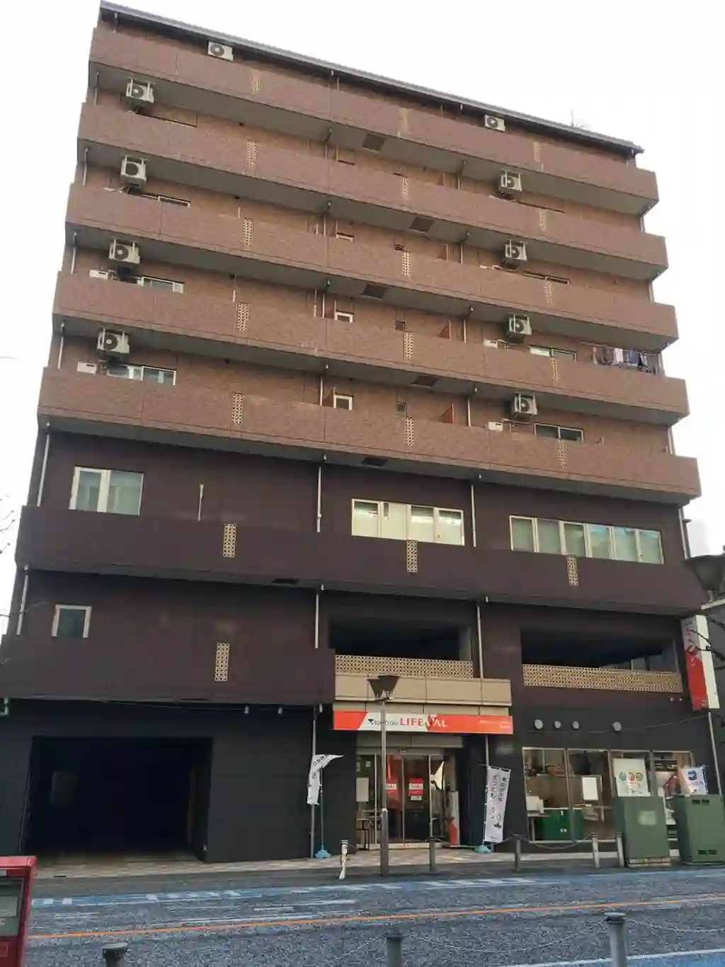 グラスワン 外観