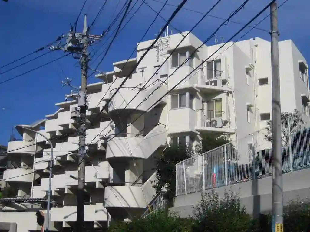 コスモ上大岡 外観