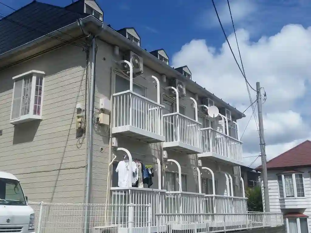 アゼリア六番館 外観