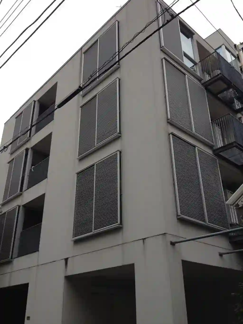 Moderna 外観