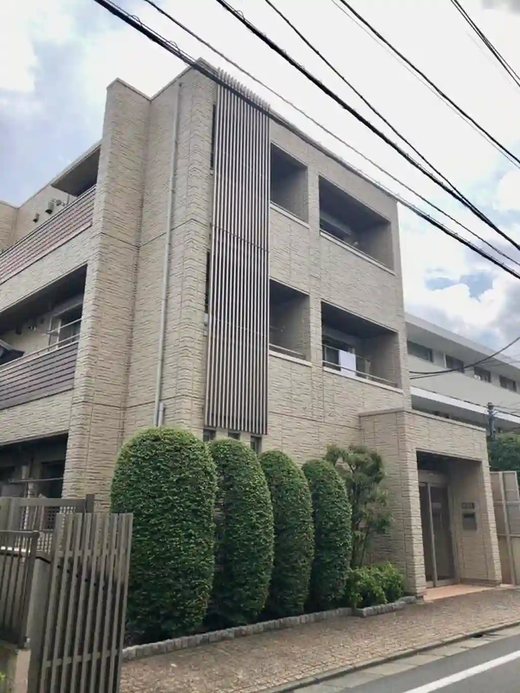 CLJ 外観