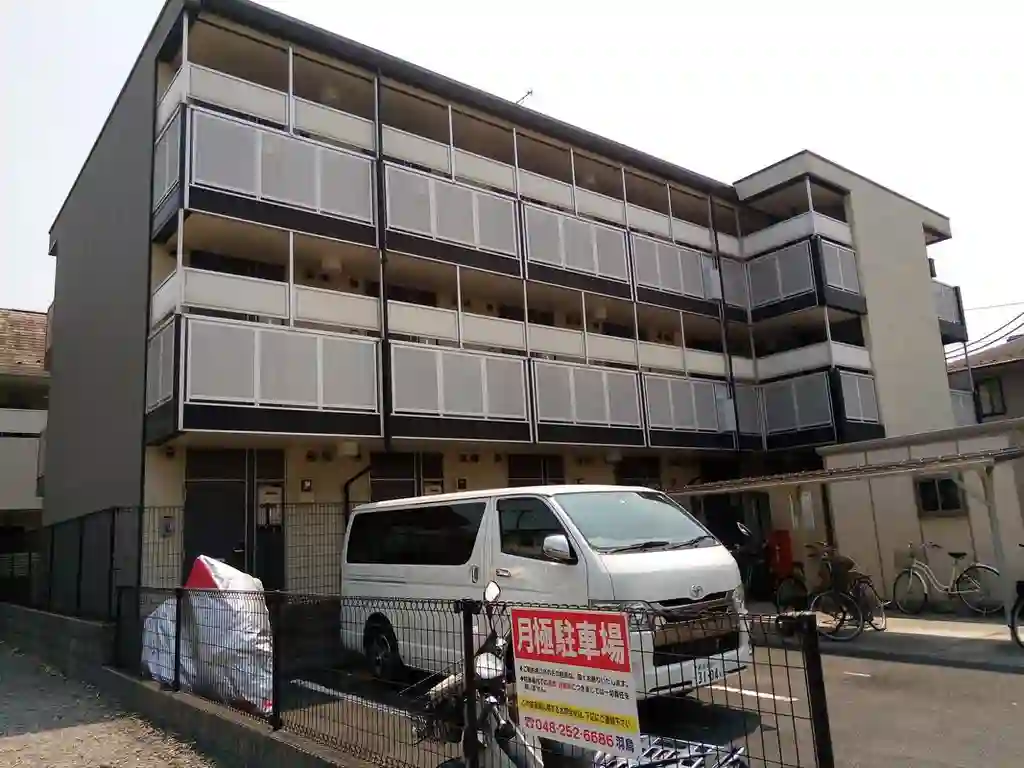 レオパレスバーディーパレス 外観