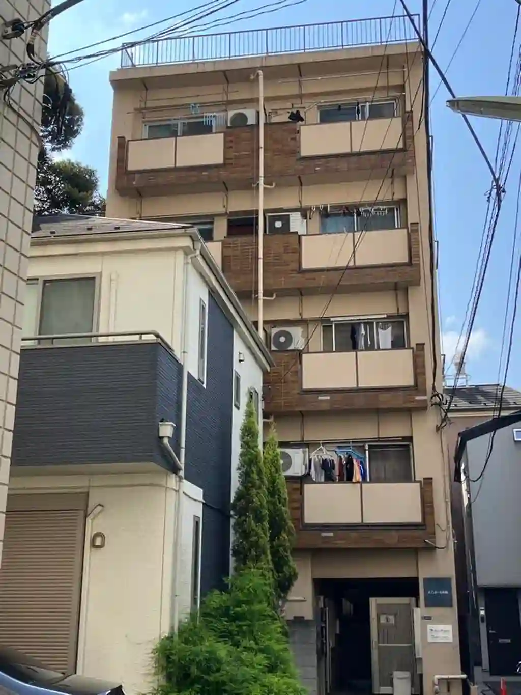 メゾンドール新宿 外観