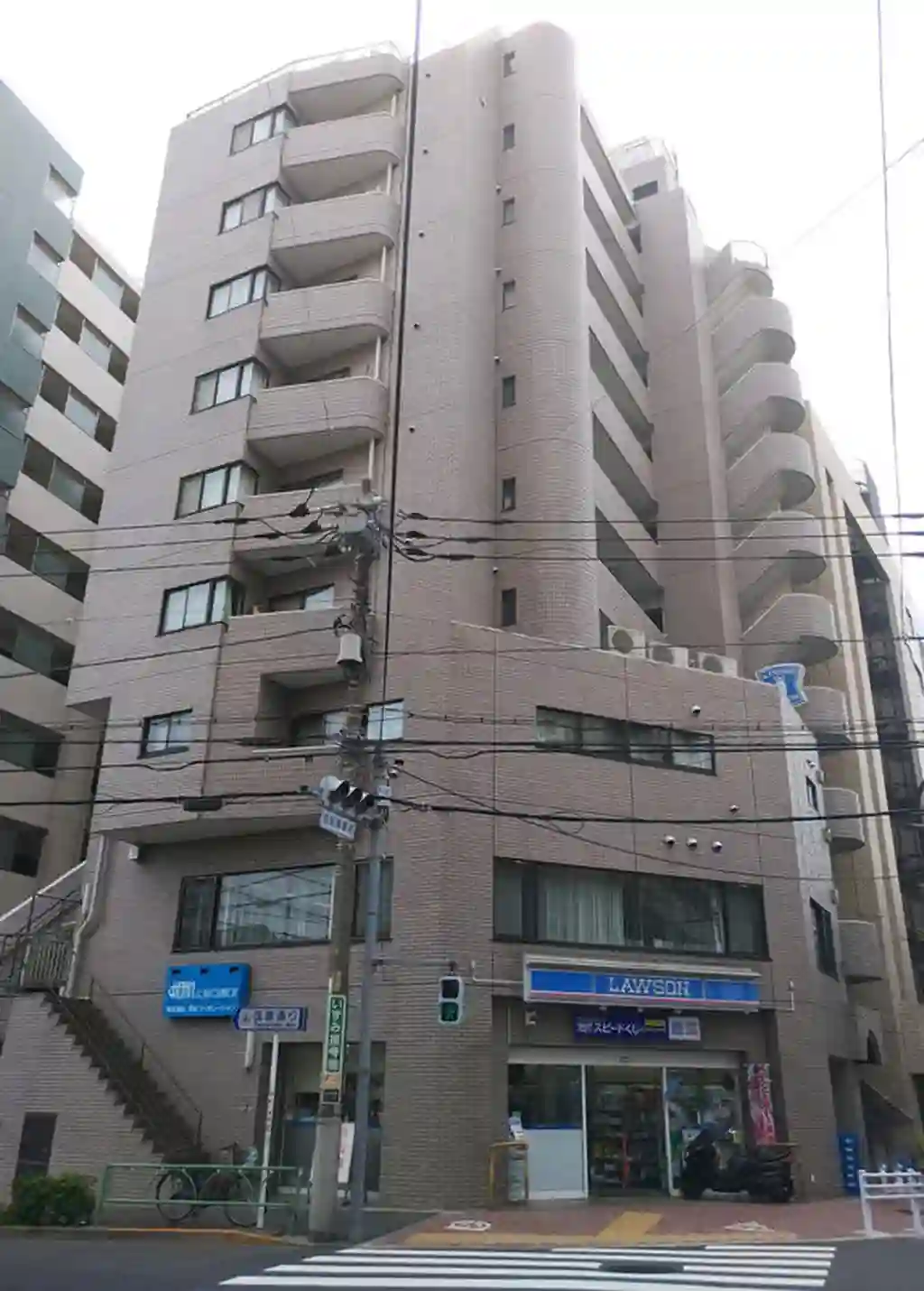 アベニュー世田谷 外観