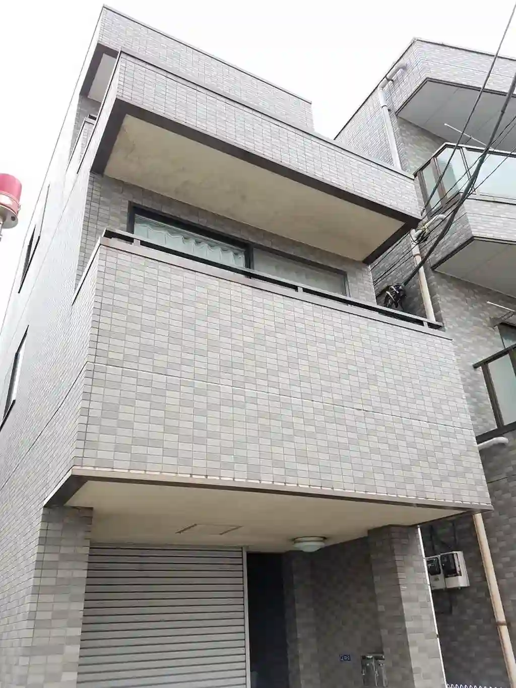 サンヒルズ市川 外観