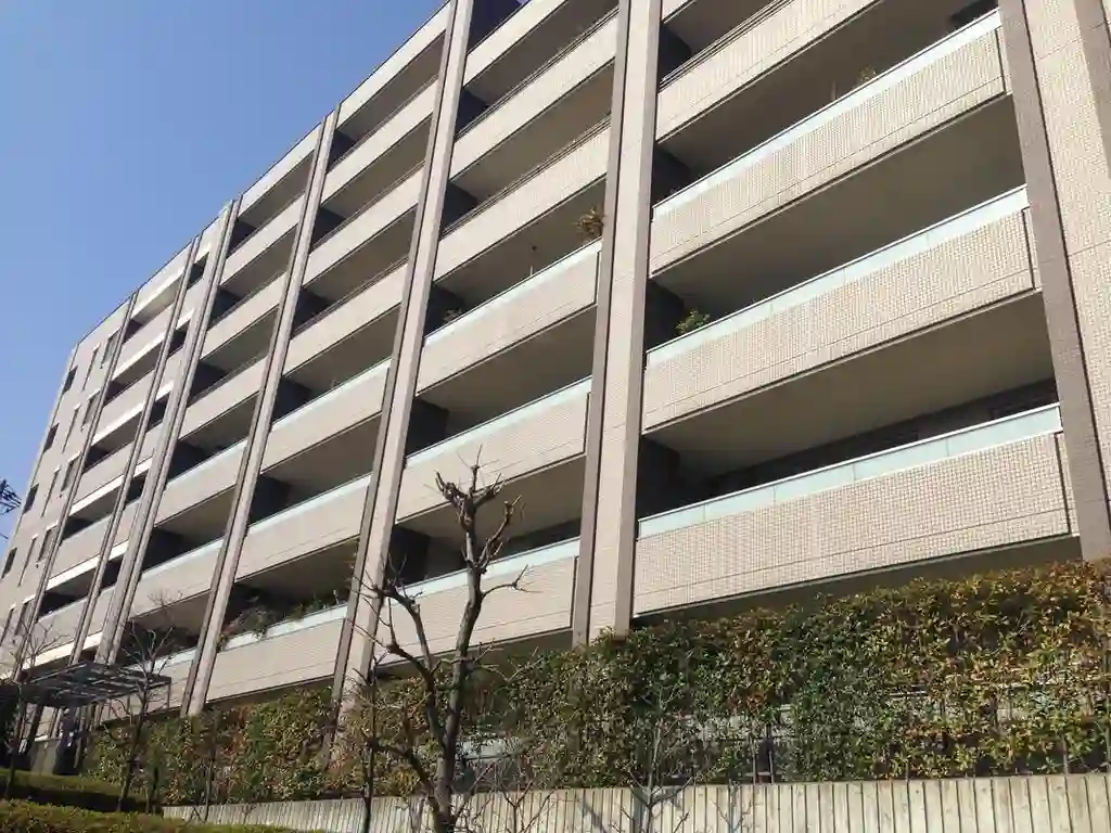 ドレッセあざみ野エスタフレンテ 外観