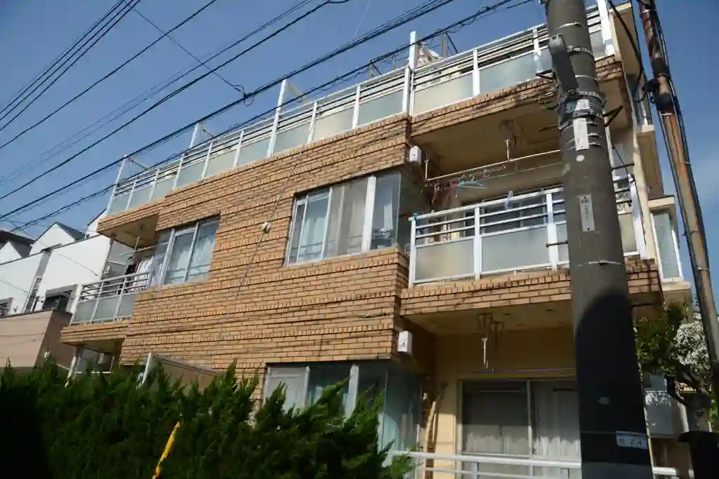 第2プラスパーハイツ 外観