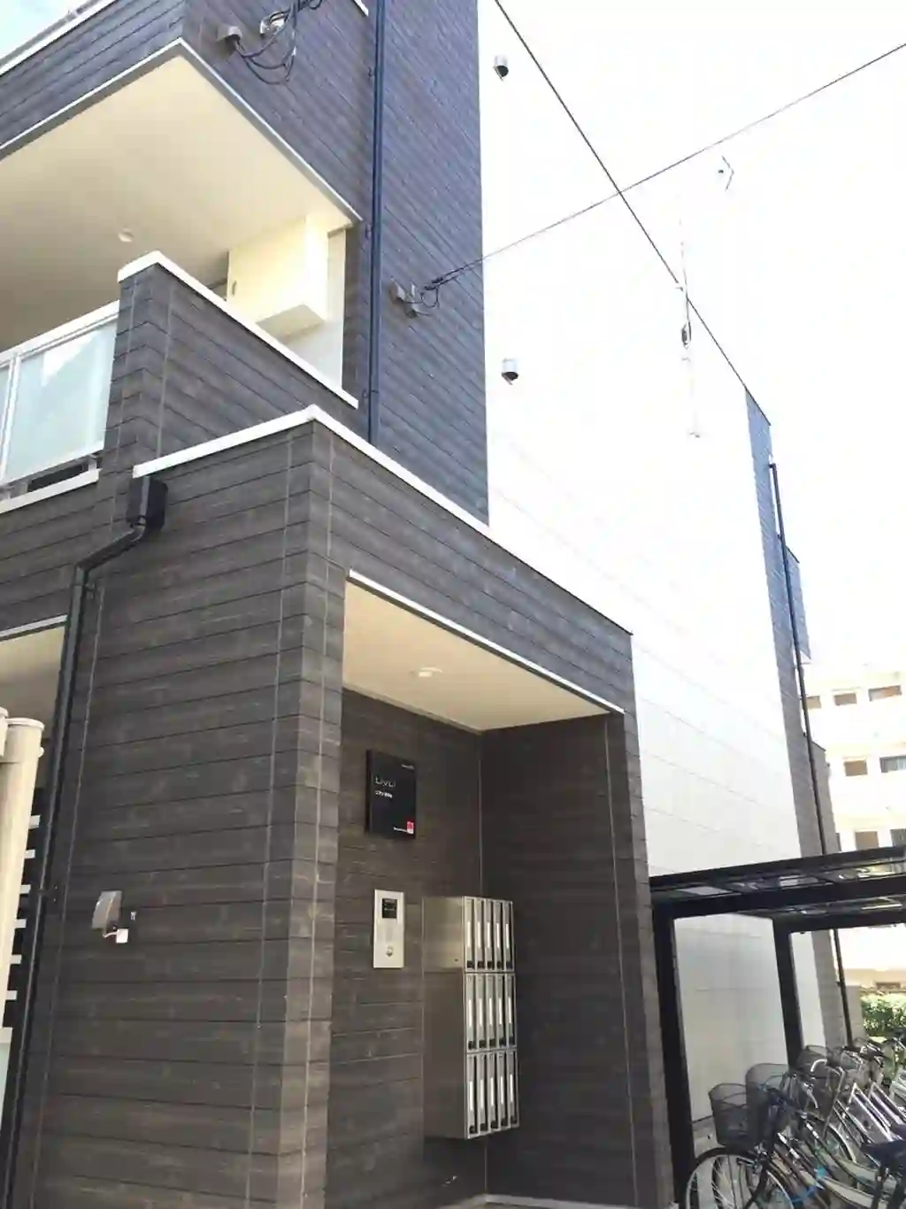 リブリ・8H4M 外観