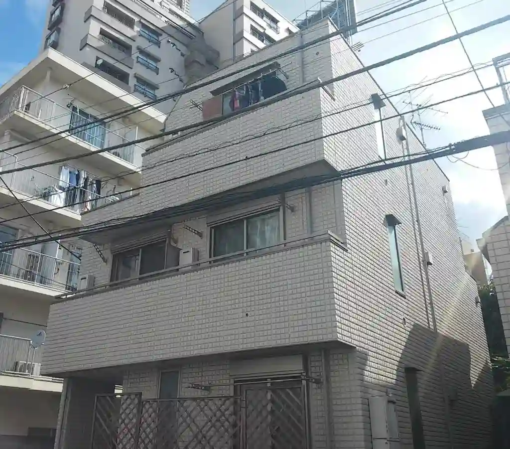 デルソン 外観