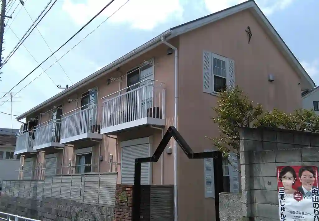 LIVIAN HILLS 外観