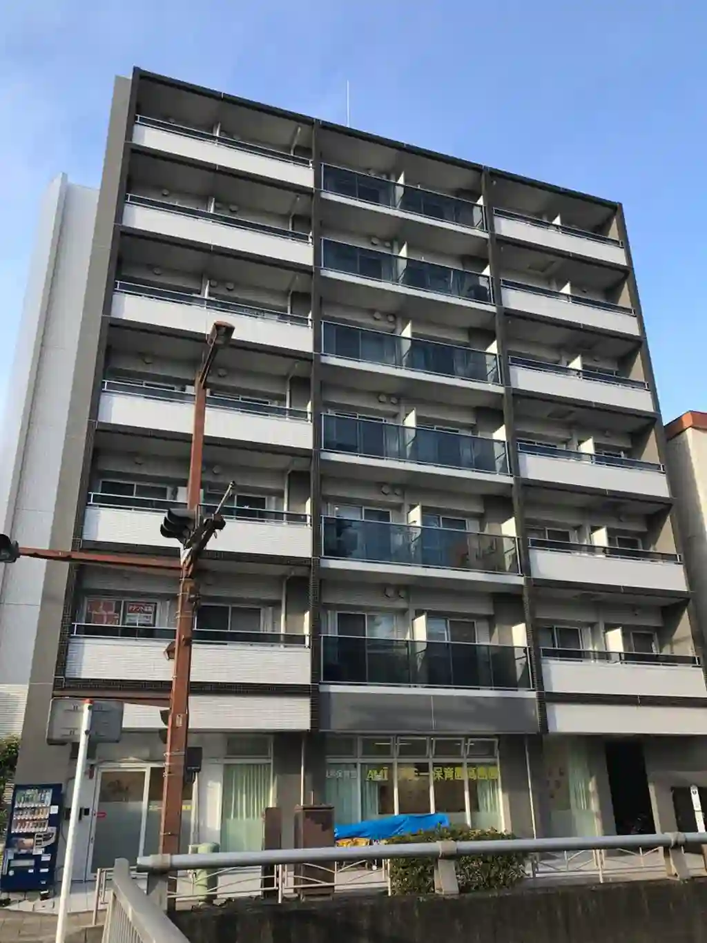 フェリース横浜 外観